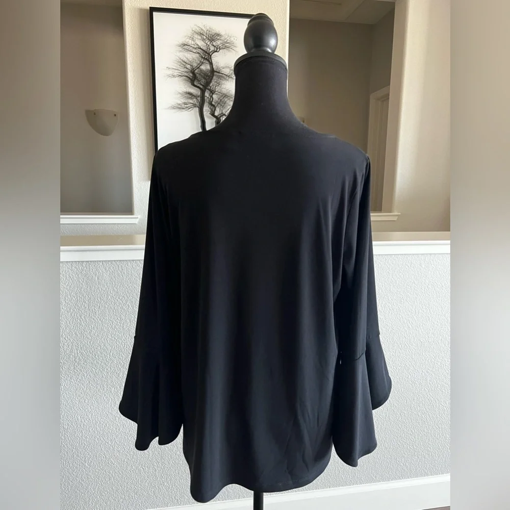 Susan GRAVER LIQUID KNIT TOP - NEVER WORN - Medium - Picture 3 of 6